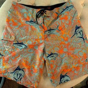 COLUMBIA PFG MEN’S BOARD SHORTS SWIM TRUNKS. SIZE 38
